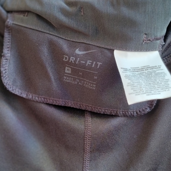 Nike black power essential leggings size medium - Picture 2 of 5